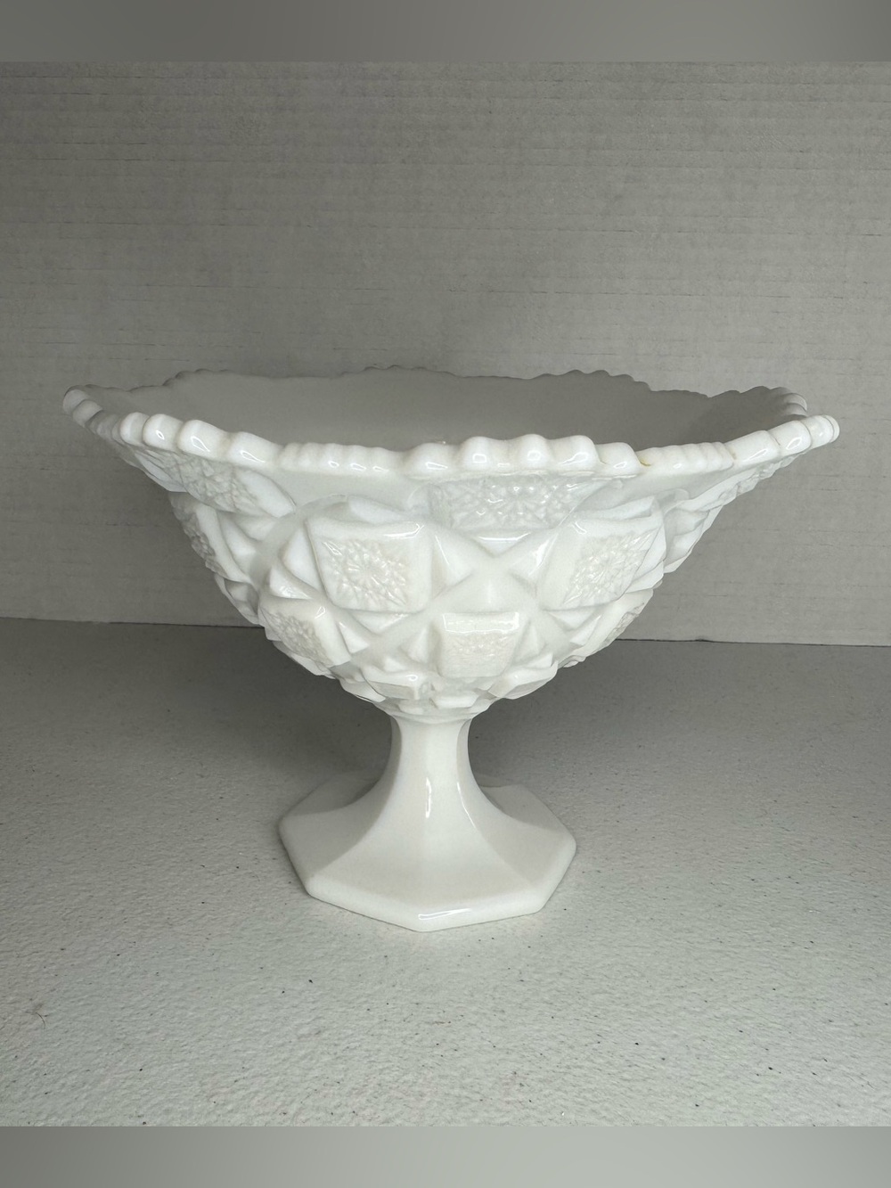 WESTMORELAND OLD QUILT WHITE MILK GLASS COMPOTE PEDESTAL BOWL